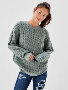 American Eagle Oversized Waffle Knit Sweater Size S, Olive Green